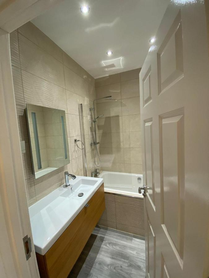 Penthouse Apt8 Διαμέρισμα Γούλβερχαμπτον Εξωτερικό φωτογραφία