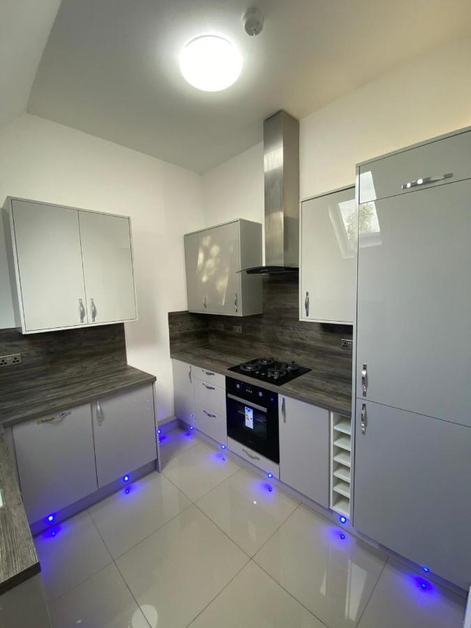 Penthouse Apt8 Διαμέρισμα Γούλβερχαμπτον Εξωτερικό φωτογραφία