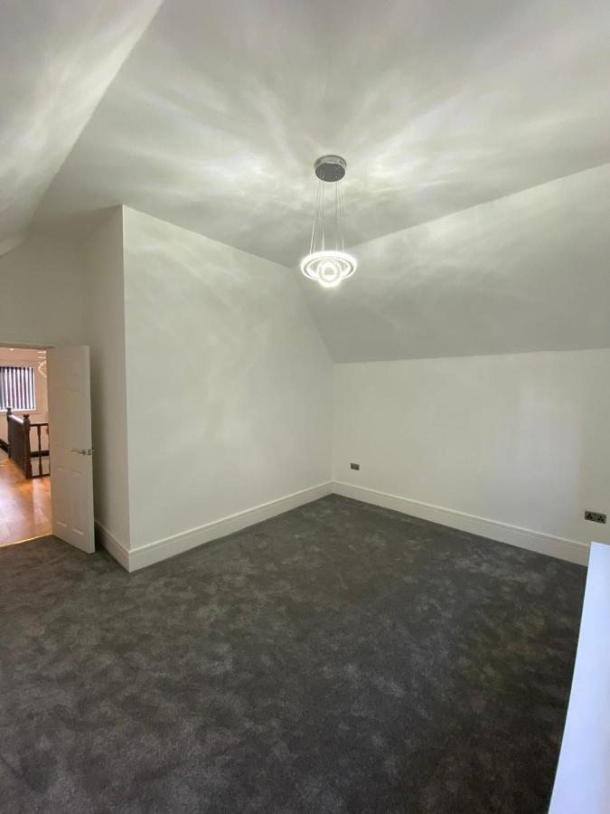Penthouse Apt8 Διαμέρισμα Γούλβερχαμπτον Εξωτερικό φωτογραφία
