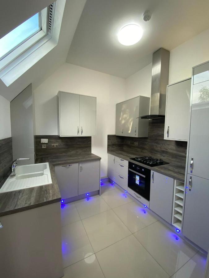 Penthouse Apt8 Διαμέρισμα Γούλβερχαμπτον Εξωτερικό φωτογραφία